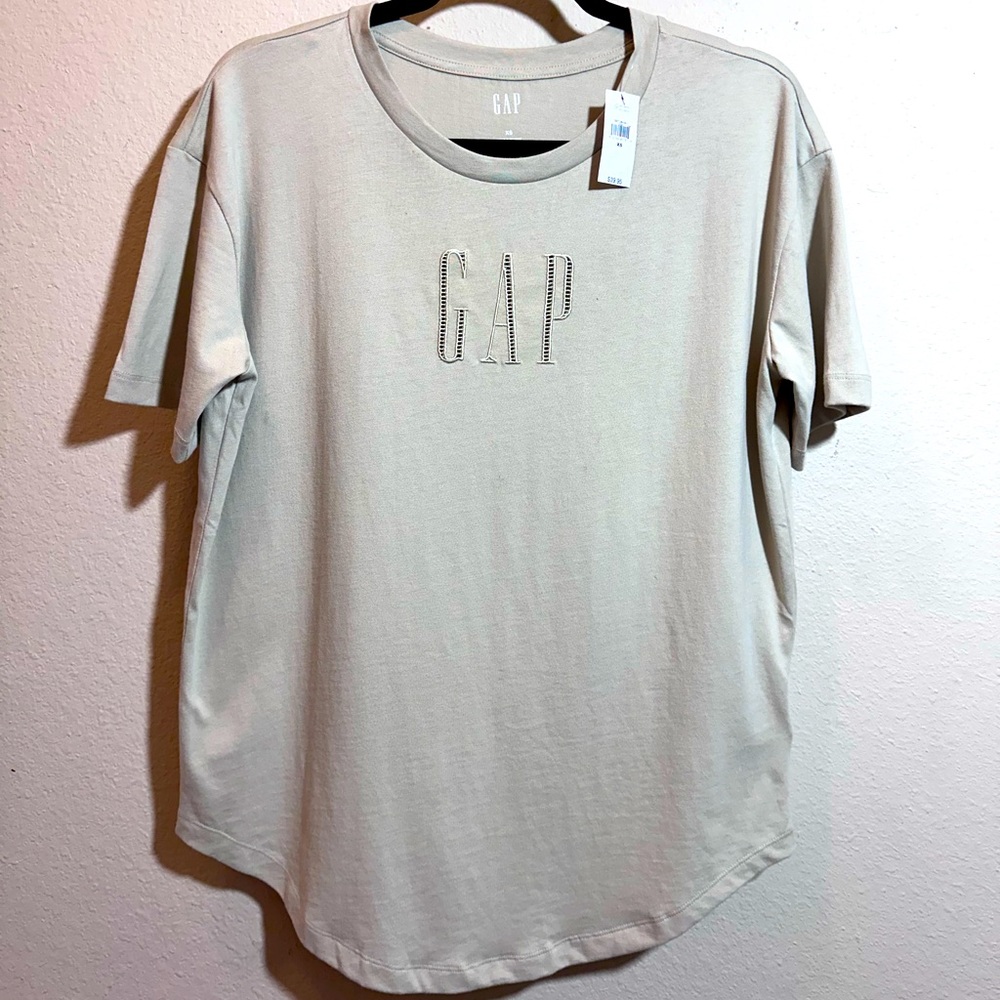 GAP. Oversized NEW minimalist cutout GAP women’s shirt.